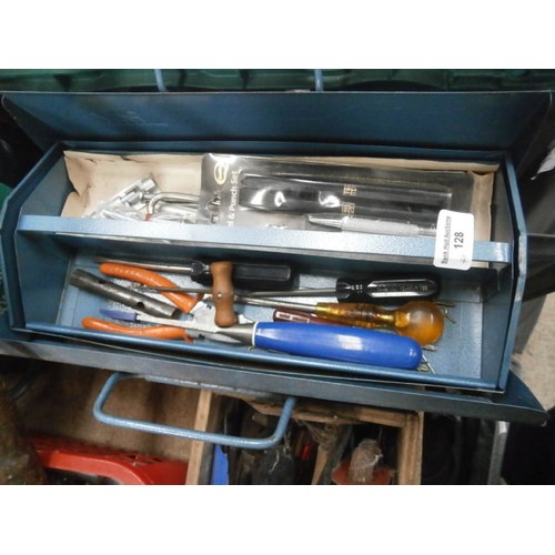 128 - Quantity of tools