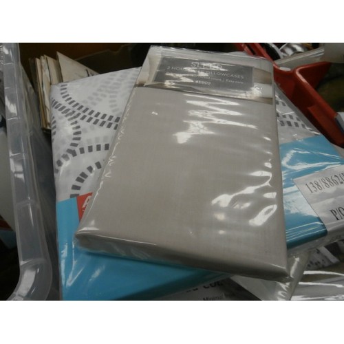 146 - Box of new bedding