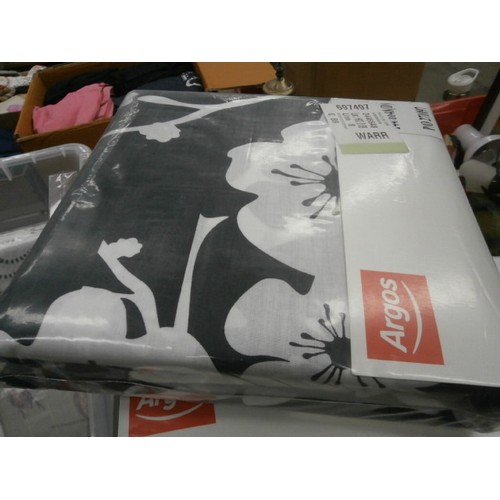 146 - Box of new bedding