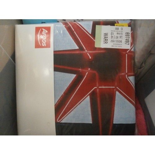 146 - Box of new bedding