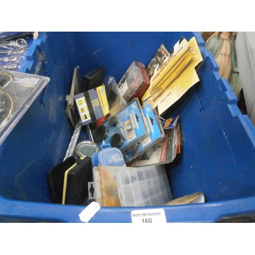 160 - Box inc tools and hardware