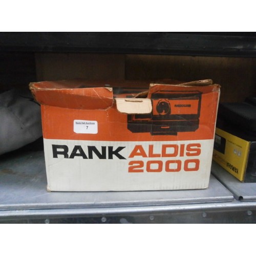 7 - Rank Aldis 2000 projector