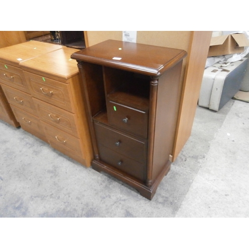 713 - 3 drawer storage chest stand