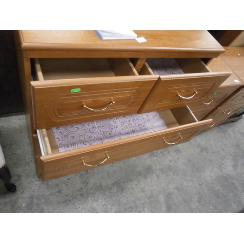 711 - Large 2 over 3 drawer bedroom chest