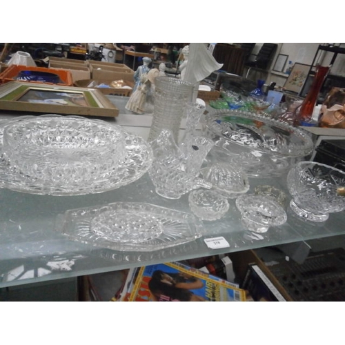 378 - Collection of decorative glassware