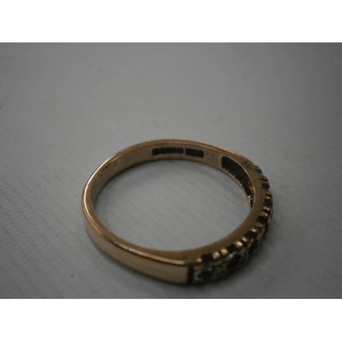 255 - 9ct Gold ring with missing stones, weight 2.14 grams.