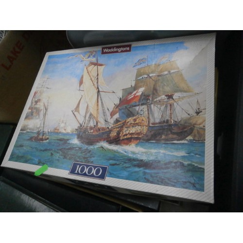 286 - Lot inc jigsaw puzzles, file folders, photo albums with old photographs, etc