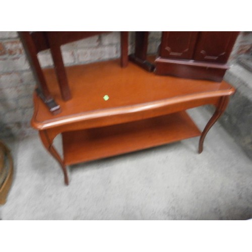 625 - Small gate leg table, a small DVD cabinet and a coffee table