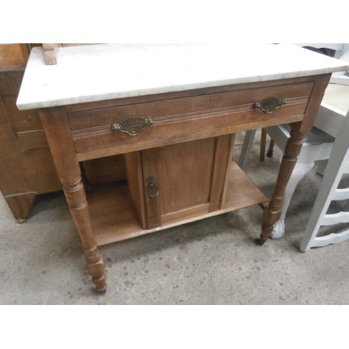 667 - Small marble topped washstand with drawer and tiled upstand - one broken tile