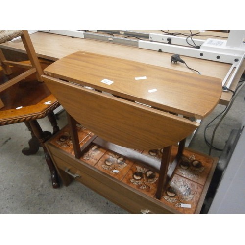 694 - Small drop leaf table and a tile top coffee table with drawer