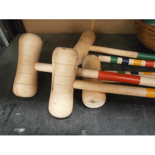 22 - Wooden croquet set