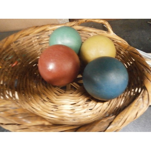 22 - Wooden croquet set