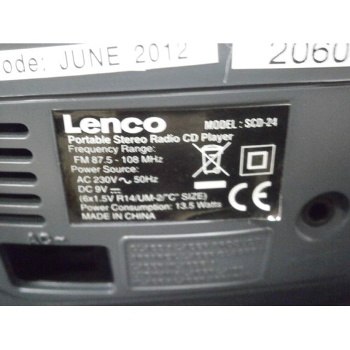 32 - Lenco portable sterio radio cd player working order