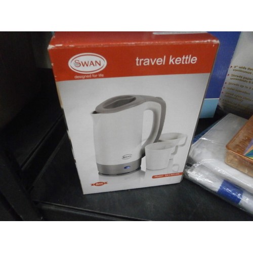 84 - Lot including two paper shredders, travel kettle, cutlery tray and a cooler bag