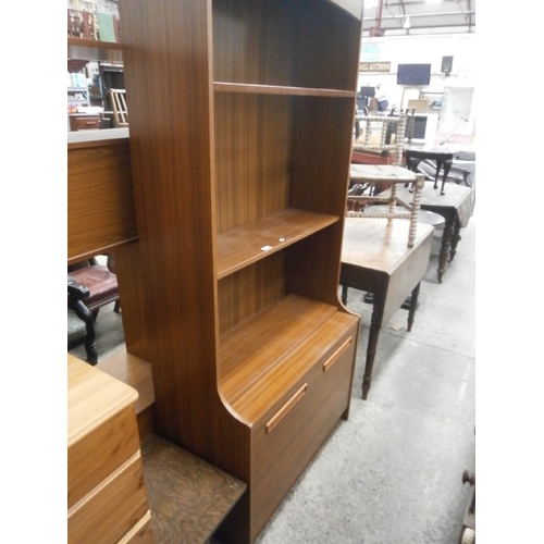 630 - Retro wall unit