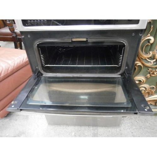 604 - NEWHOME built-in electric oven