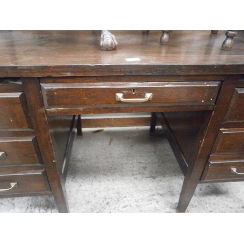 616 - Vintage 7 drawer desk needs attention