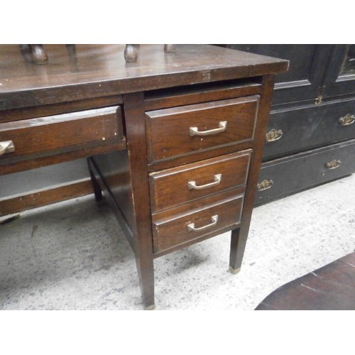 616 - Vintage 7 drawer desk needs attention