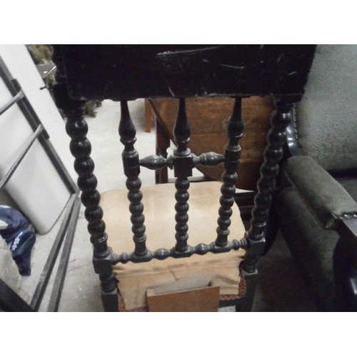 645 - Antique ebonised bobbin framed Prie Dieu prayer chair