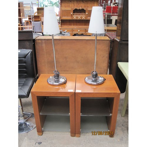 693 - 2 bedside stands & 2 chrome lamps