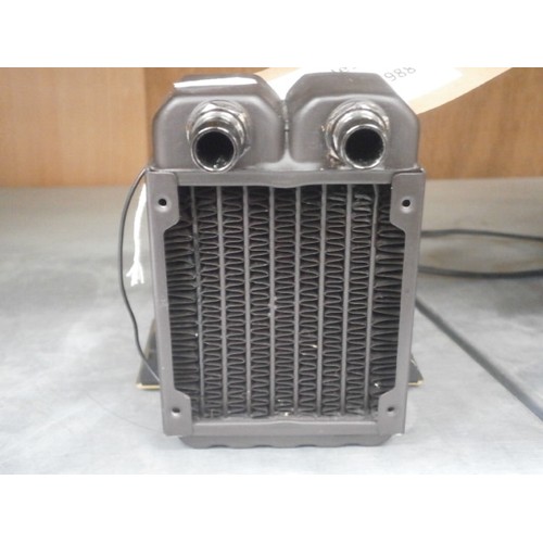 10 - 12V car radiator heater