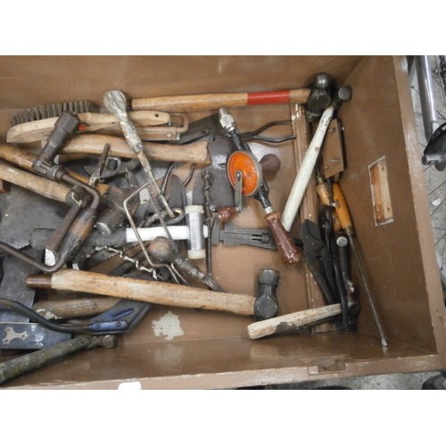 211 - Wooden tool chest containing assorted tools