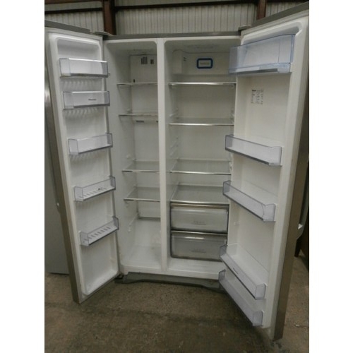 600 - Large HISENSE brushed steel fridge freezer