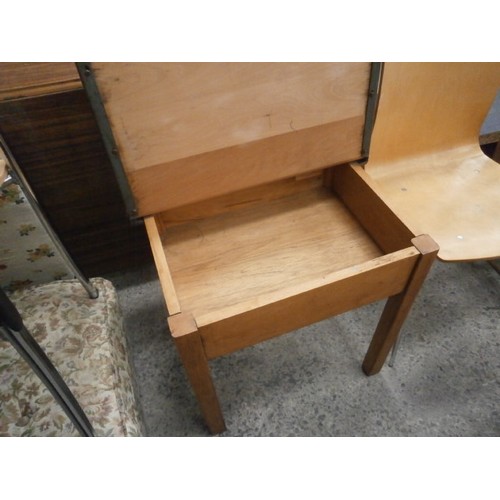 619 - Child's school desk and chair