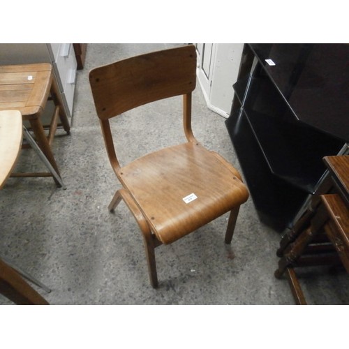 619 - Child's school desk and chair