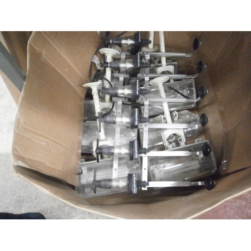 144 - Box inc eight outdoor wall lights, etc