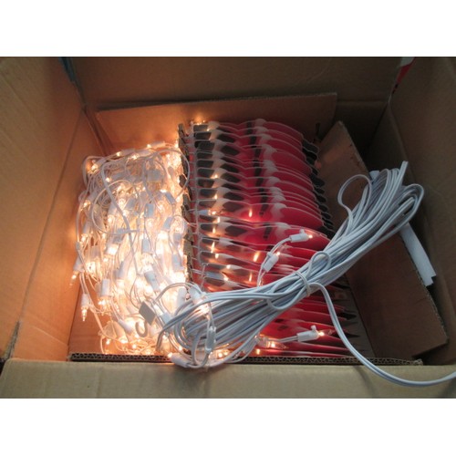 17 - Set of 40 outdoor Santa lights