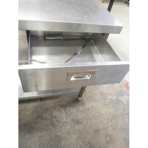 692 - Stainless steel catering unit with drawer and on wheels