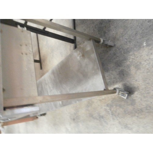 692 - Stainless steel catering unit with drawer and on wheels