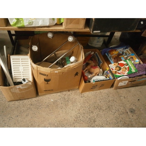 177 - Lot inc light fittings, toys, books, hardware, etc