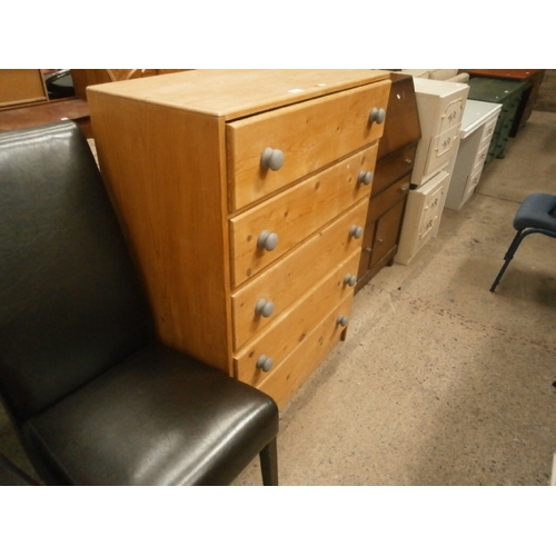 635 - Large 5 drawer solid pine chest