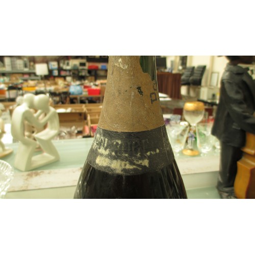 372 - Bottle of Champagne Pol Roger & Co Epernay 1959, unopened.