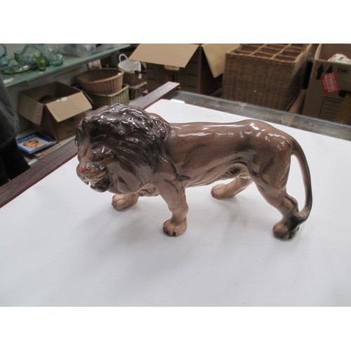 327 - Melba ware Lion and Tiger figurines