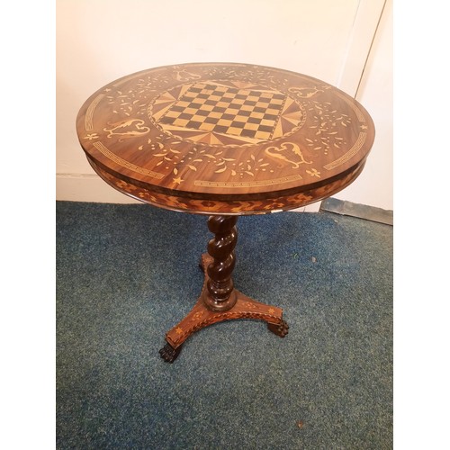 1 - 19th Century marquetry and inlaid games table. In beautiful condition with inlaid maple on satinwood... 