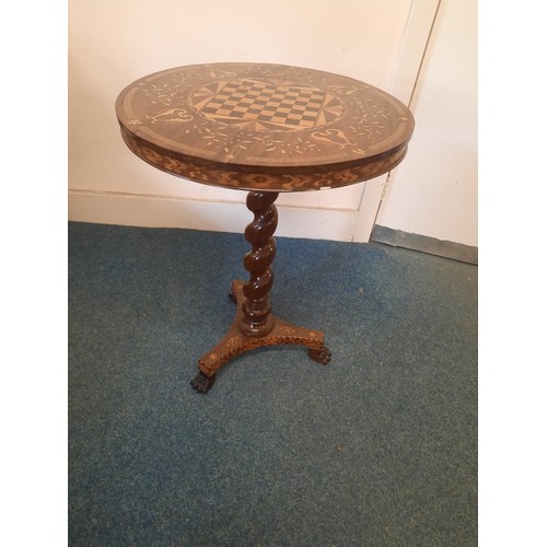 1 - 19th Century marquetry and inlaid games table. In beautiful condition with inlaid maple on satinwood... 