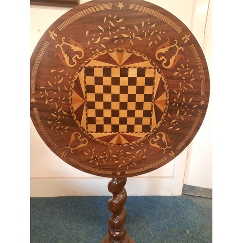 1 - 19th Century marquetry and inlaid games table. In beautiful condition with inlaid maple on satinwood... 