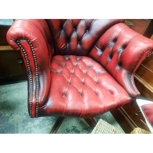 10 - Red leather chesterfield buttoned directors chair in very good condition