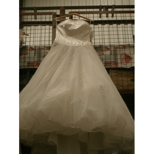 197 - Beautiful Joy House Weddings, wedding dress
Maria UK 14 Ivory