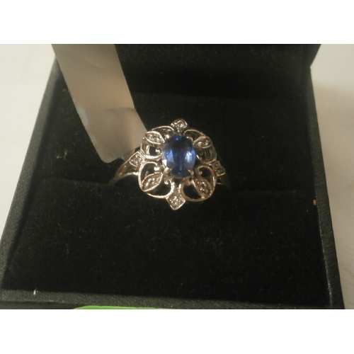 262 - Silver ring stamped 925 weight 3.00G size N