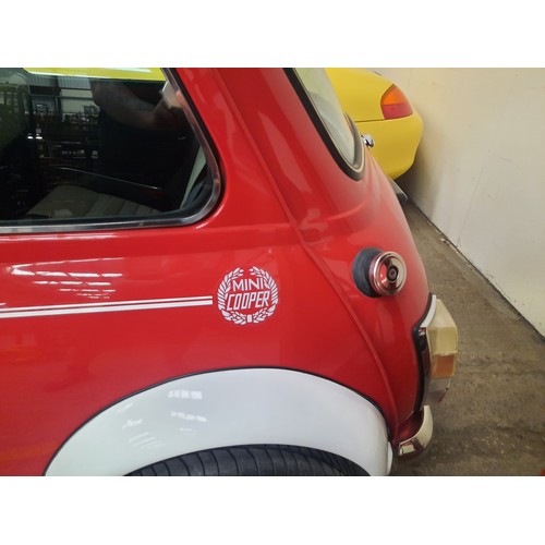 59 - 1996 Mini cooper 1.3i racing left hand drive MOT 30/06/2023 63,200 miles buyers commission is 5% +VA... 