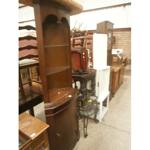 625 - 9 items inc. corner unit, tables, stools and cupboard