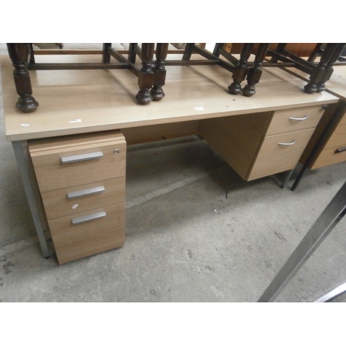 670 - Large 2 drawer office desk with 3 drawer filing cabinet