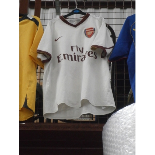 210 - Old Arsenal FC replica football shirt, adult size unreadable probably M