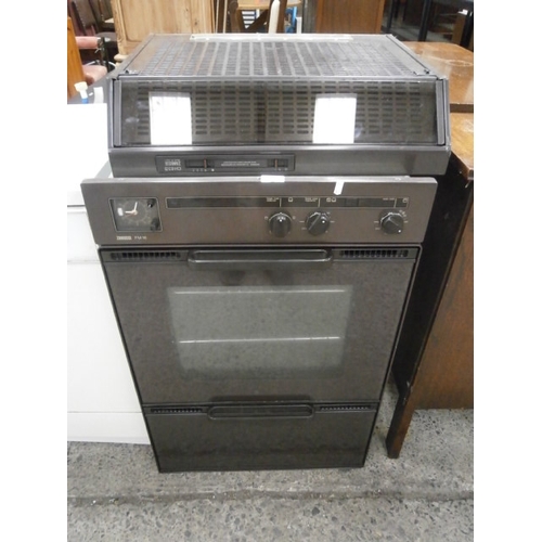 ZANUSSI BuiltIn double electric oven and extractor hood