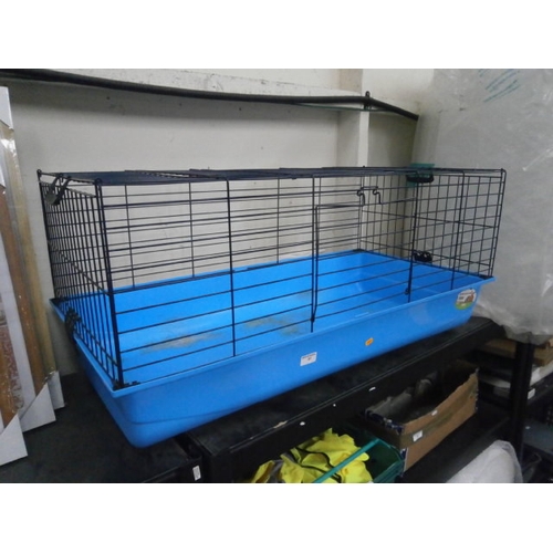 81 - 38 x 20 rabbit cage