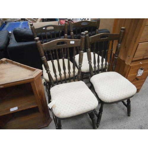 677 - Set of 4 dining chairs